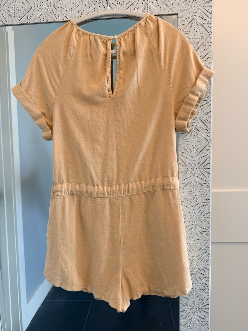 Universal Thread Cream Drawstring Short Sleeve V-Neck Tunic - Picture 2 of 5